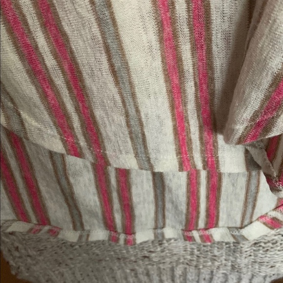 NWT Lavender Field | cold shoulder striped top M - Picture 4 of 6